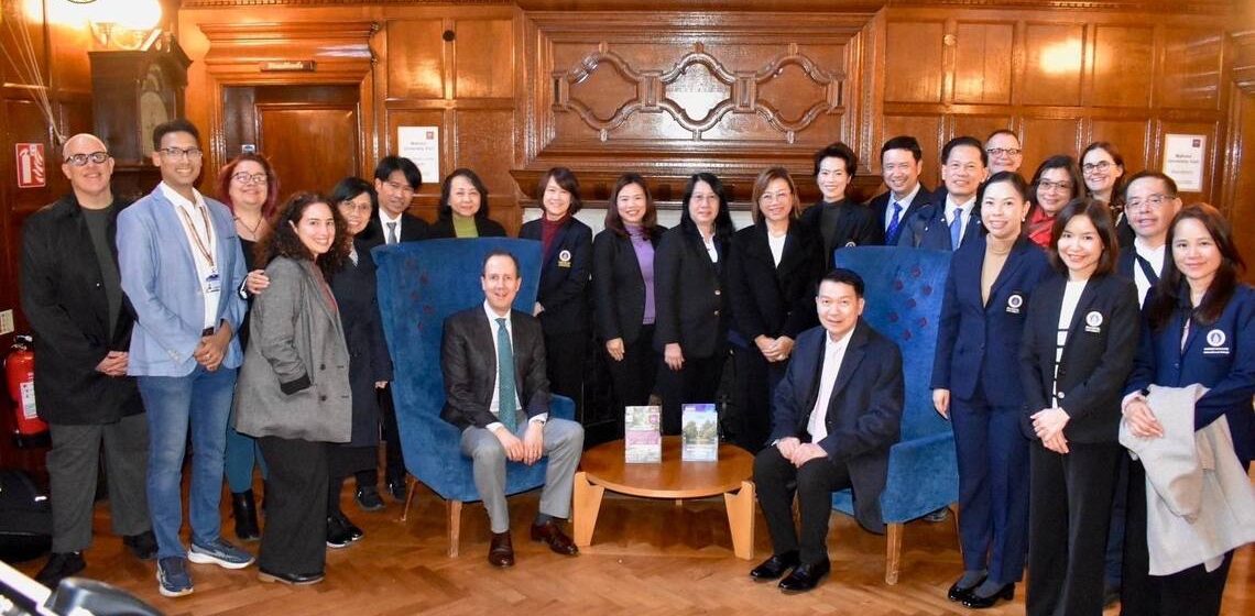 25.02.2025_ICT-witness-MoA-MU-and-University-of-Reading-UK_CV คณบดีคณะ ICT ม.มหิดล (ICT Mahidol) เข้าร่วมเป็นสักขีพยานในพิธีลงนามบันทึกข้อตกลงความร่วมมือทางวิชาการ (MoA) ระหว่าง มหาวิทยาลัยมหิดล และ University of Reading สหราชอาณาจักร