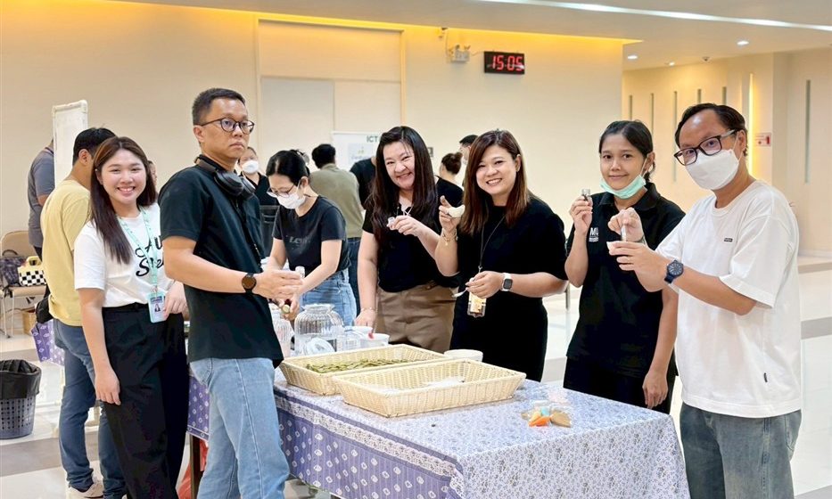 ทีมสร้างสุขฯ คณะ ICT ม.มหิดล (ICT Mahidol) จัดกิจกรรม “April Festive: Sweet, Craft & Clean เมษาพาสนุกสร้างสุข ชวนสร้างสรรค์”