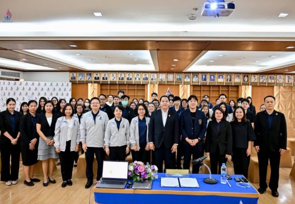 อาจารย์คณะ ICT ม.มหิดล (ICT Mahidol) ได้รับเชิญเป็นวิทยากรบรรยายในโครงการฝึกอบรม เรื่อง “ความตระหนักรู้ด้านความมั่นคงปลอดภัยไซเบอร์ และจริยธรรมการใช้เทคโนโลยีปัญญาประดิษฐ์ในการปฏิบัติงานภาครัฐ” ให้แก่บุคลากรกรมโรงงานอุตสาหกรรม