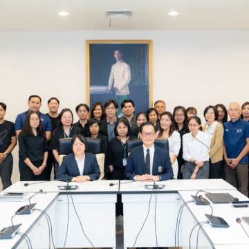 คณะ ICT ม.มหิดล (ICT Mahidol) จัดกิจกรรม “ส่งต่อภารกิจ สานต่อความสำเร็จ : Together, We Continue” ส่งต่อการบริหารงานจากคณบดีวาระเดิมสู่คณบดีวาระใหม่