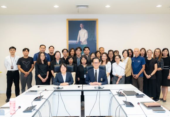 คณะ ICT ม.มหิดล (ICT Mahidol) จัดกิจกรรม “ส่งต่อภารกิจ สานต่อความสำเร็จ : Together, We Continue” ส่งต่อการบริหารงานจากคณบดีวาระเดิมสู่คณบดีวาระใหม่