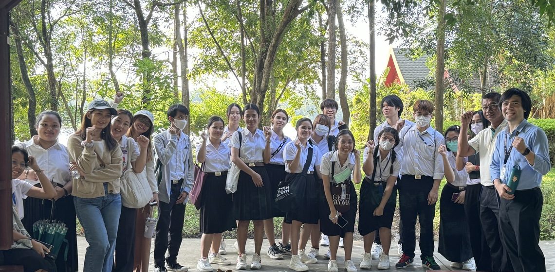15.11.2023_Explore-Plant-with-Mobile-Applications_CV_0 ICT Mahidol organized an activity, “Exploring Plant Species with Mobile Applications at the Sireeruckhachati Nature Learning Park, Mahidol University”
