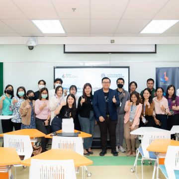 ICT Mahidol in collaboration with Bluebik Vulcan Co., Ltd. organized an academic seminar “MUICT-AST The Series: Empowering Tech Innovation through Security, Agility, and Design” on “Professional Mobile App Development: Unlocking the World of Business-Oriented Applications”