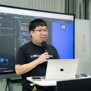 ICT Mahidol, in collaboration with LINE Company (Thailand) Co., Ltd., organized a workshop on the topic of “Building LIFF app without caching”