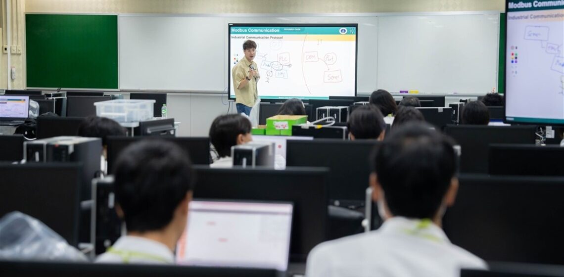 ICT Mahidol hosted a special talk on “Industrial Internet of Things (IIoT)”
